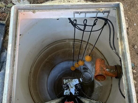 Submersible sewage pump station install